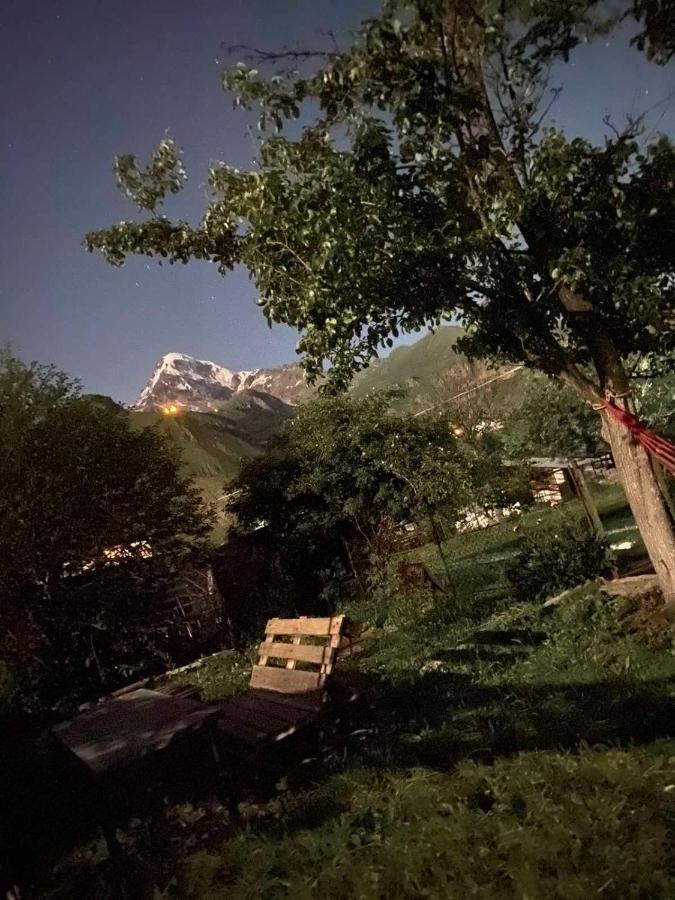 Dato Khetaguri Apartment Kazbegi Kültér fotó