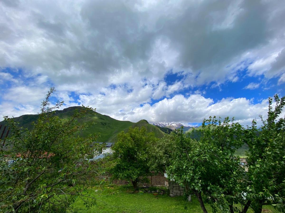 Dato Khetaguri Apartment Kazbegi Kültér fotó