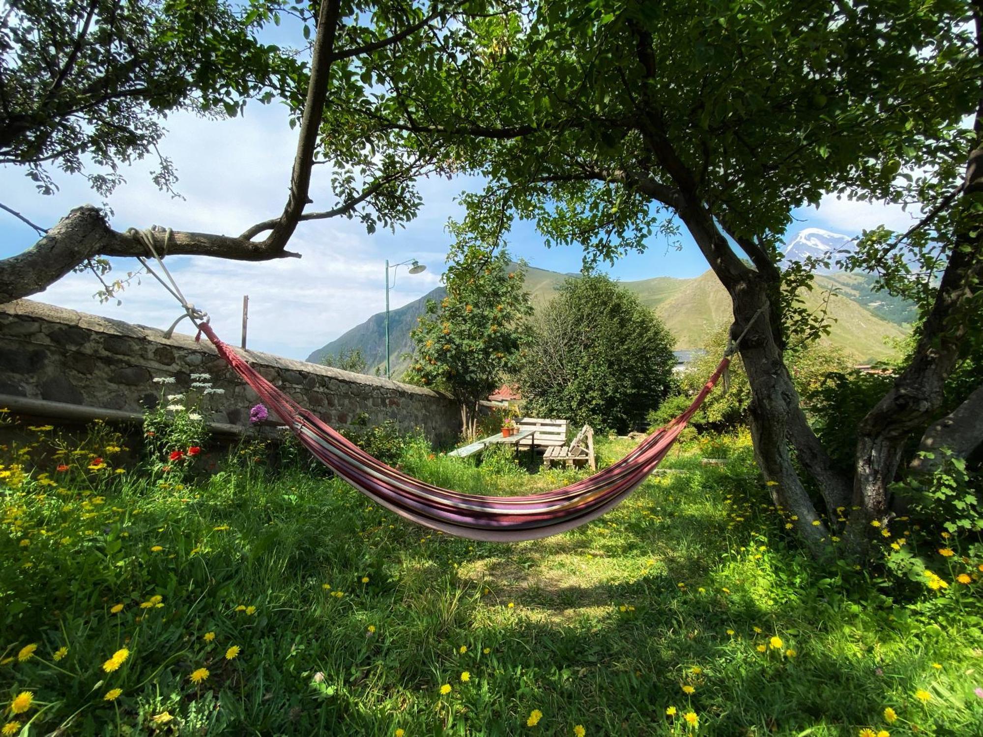 Dato Khetaguri Apartment Kazbegi Kültér fotó
